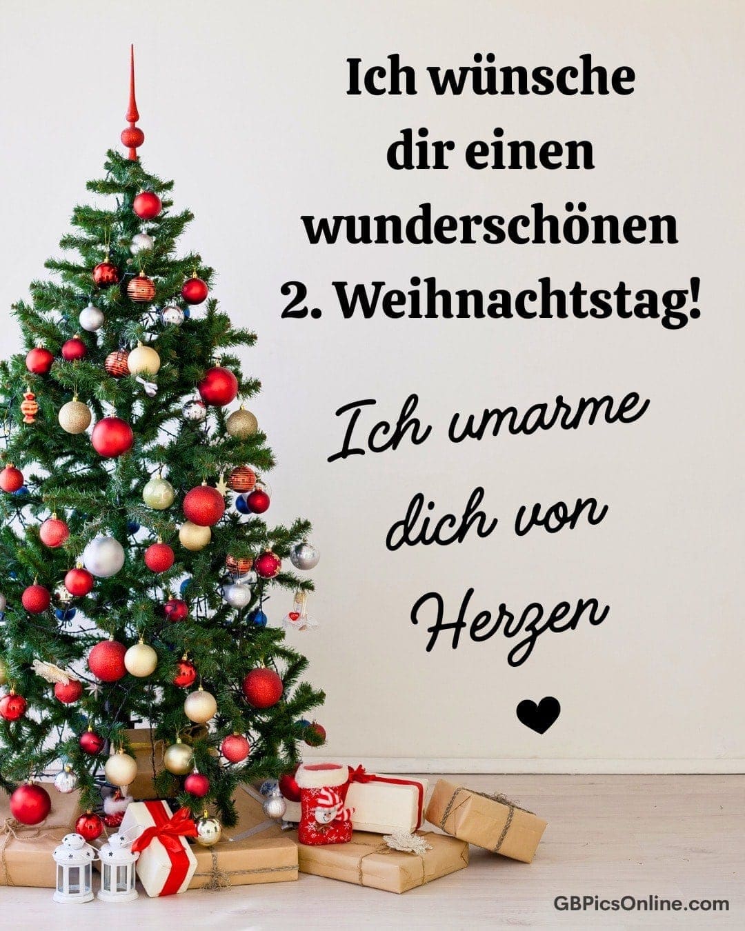 Geschmückter Weihnachtsbaum mit Geschenken und liebevoller Nachricht