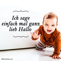 Ein kleiner Sonnenschein freut sich, die Welt zu entdecken.