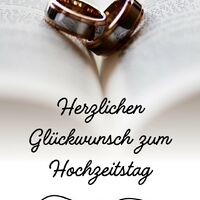 Zwei Ringe, ein Versprechen: Für immer zusammen.