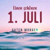 Sonnenaufgang über dem ruhigen Meer markiert den Beginn eines neuen Monats.