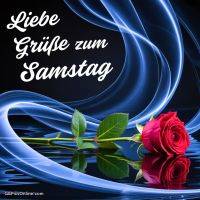Rote Rose auf spiegelndem Wasser vor blauem Lichtschleier, dazu Gruß zum Samstag
