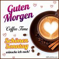 Kaffeetasse mit Herz im Milchschaum, Kaffeebohnen und Zimt, dazu Grußtext und kleine Herzen