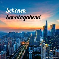Die Skyline erstrahlt im sanften Licht des Sonnenuntergangs - ein wundervoller Abschluss für das Wochenende.