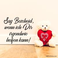 Ein Teddybär bietet tröstende Unterstützung mit einem Herzen voller Liebe.