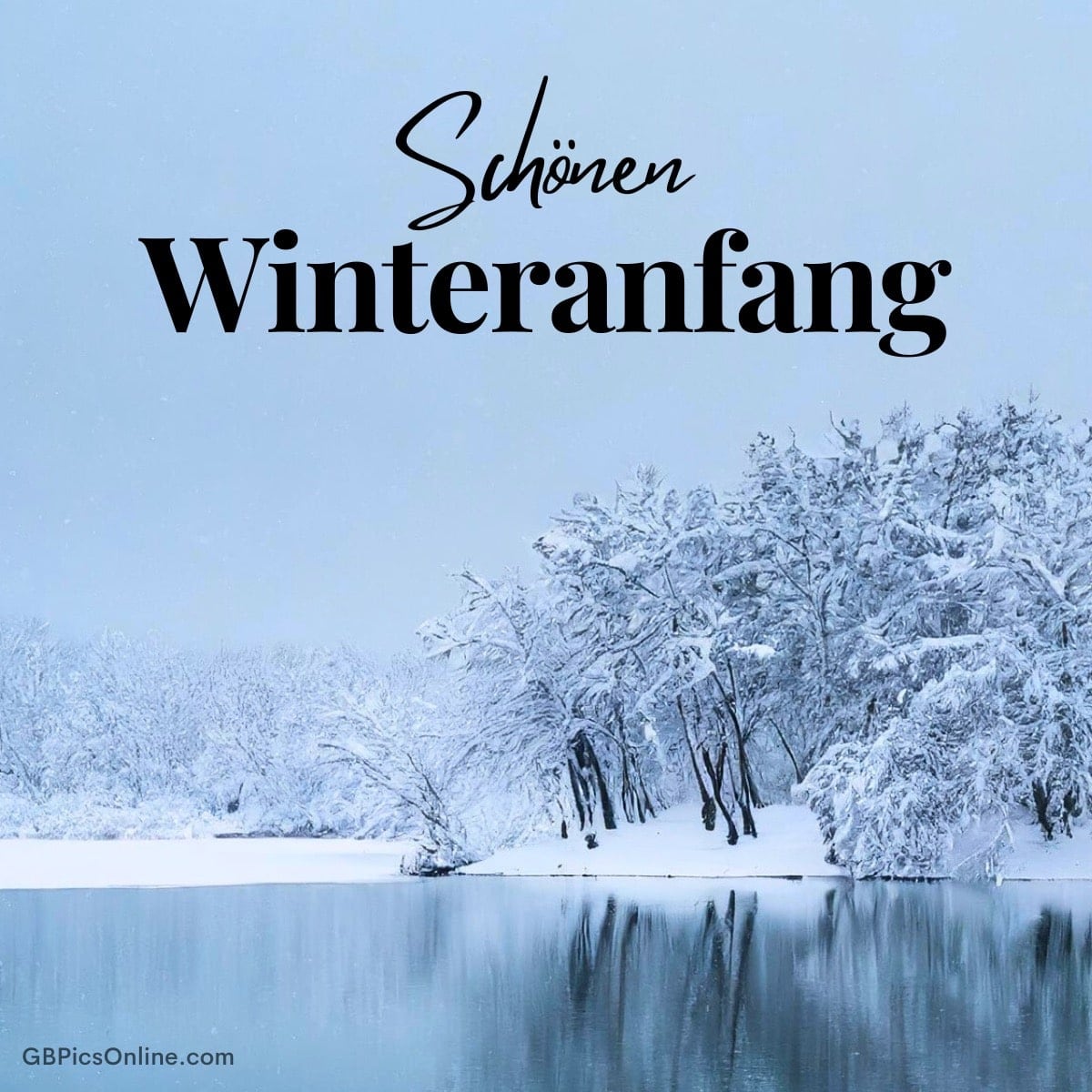 Schneebedeckte Bäume und ein stiller See reflektieren die Kälte des Winters